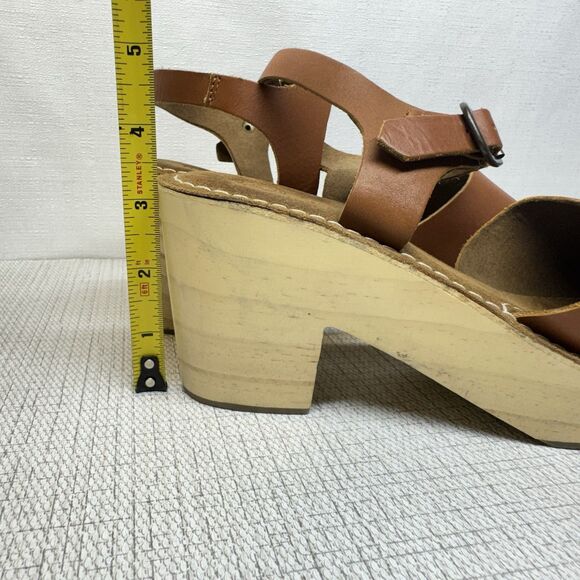 URBAN OUTFITTERS Tan Leather Wooden Platform Heel Rita Boho Clogs 9 NWOB - Picture 12 of 13